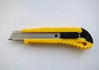 Нож широкий 18мм Auto-Lock