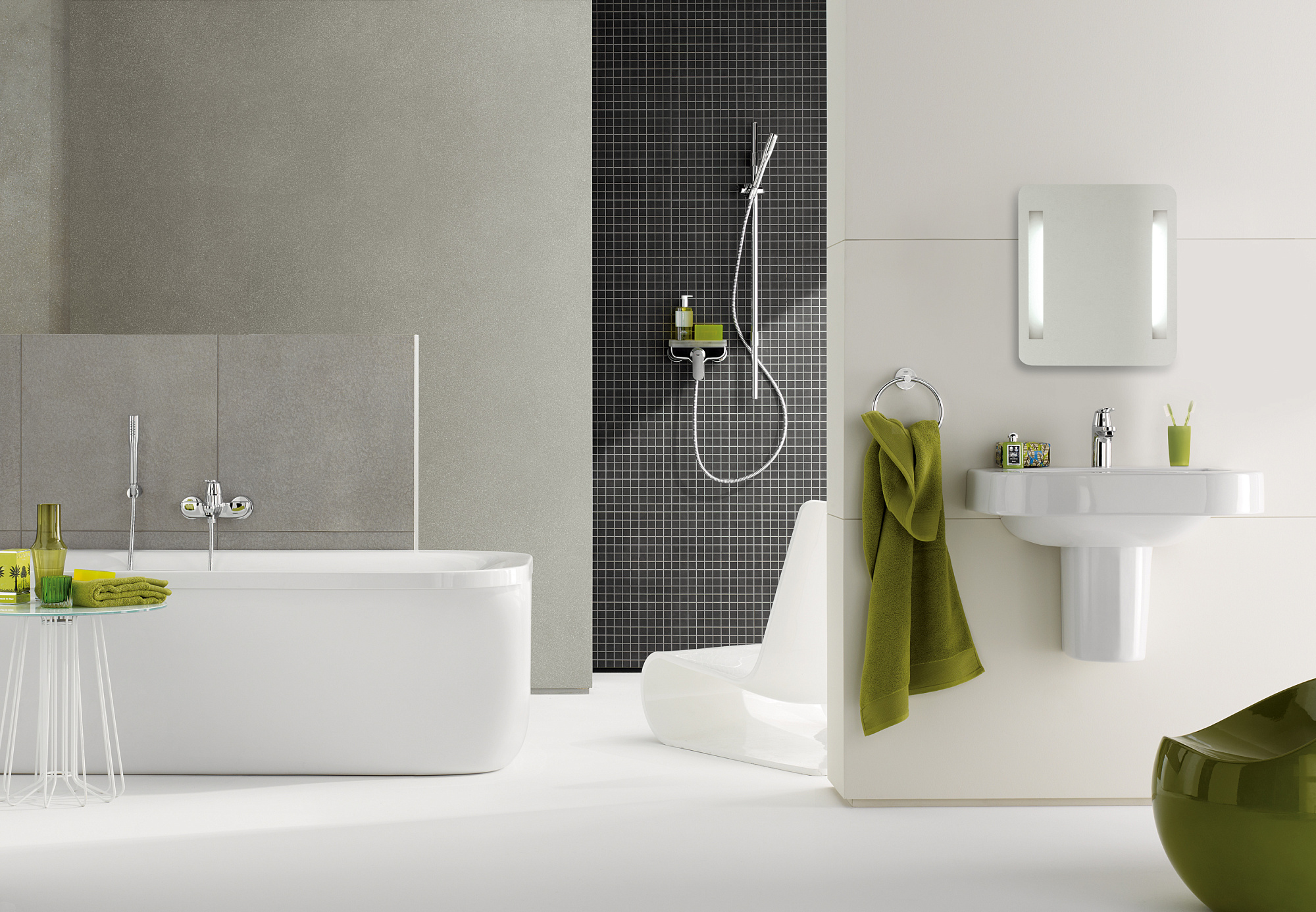 Смеситель EUROSMART Cosmopolitan для ванны 1-рычажный с душевым набором цвет хром, GROHE 32832000 доставка Нижний Новгород 4 Смеситель EUROSMART Cosmopolitan для ванны 1-рычажный с душевым набором цвет хром, GROHE 32832000 купить 4