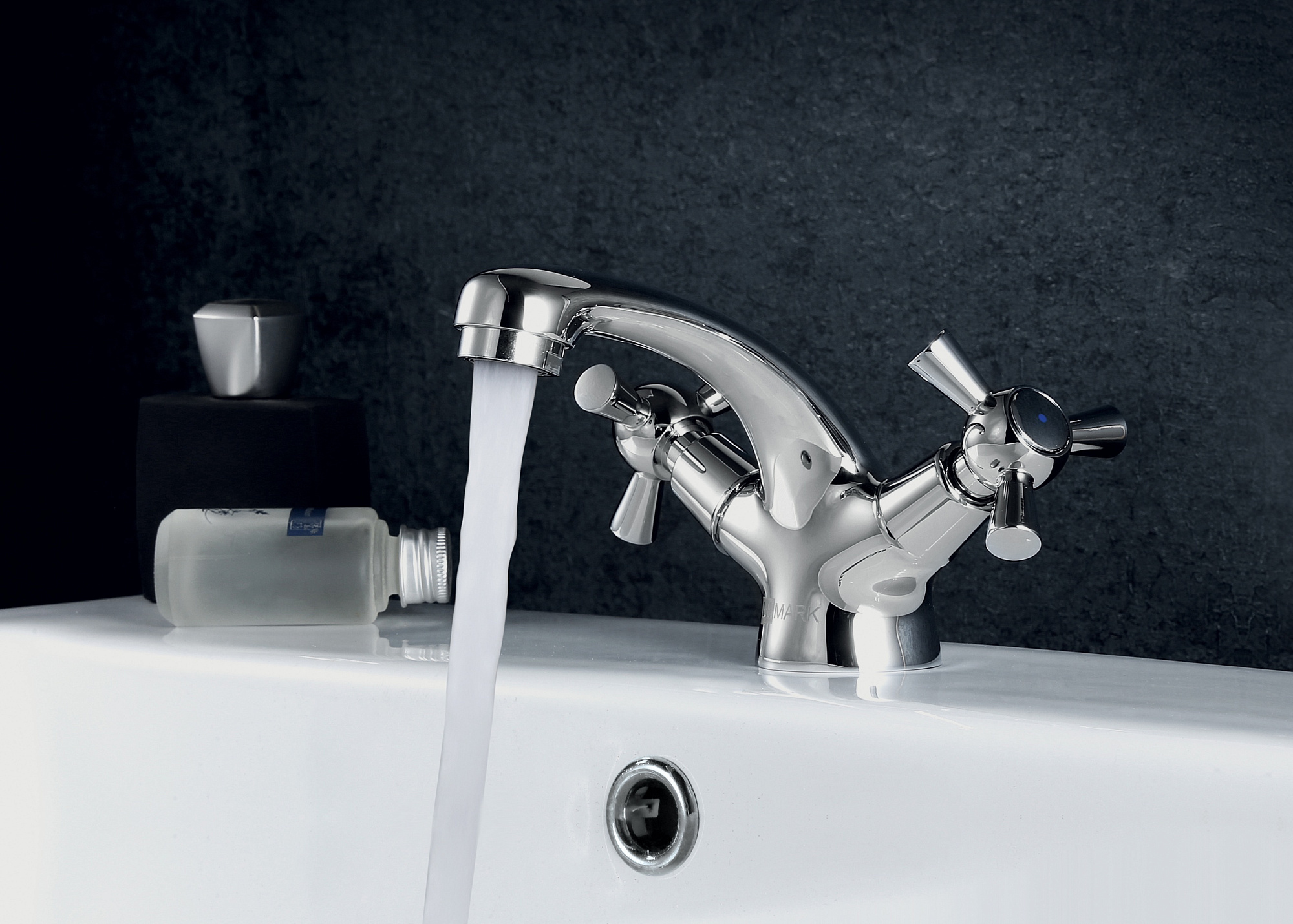 Смеситель Lemark Contour для раковины хром LM7406C купить 2