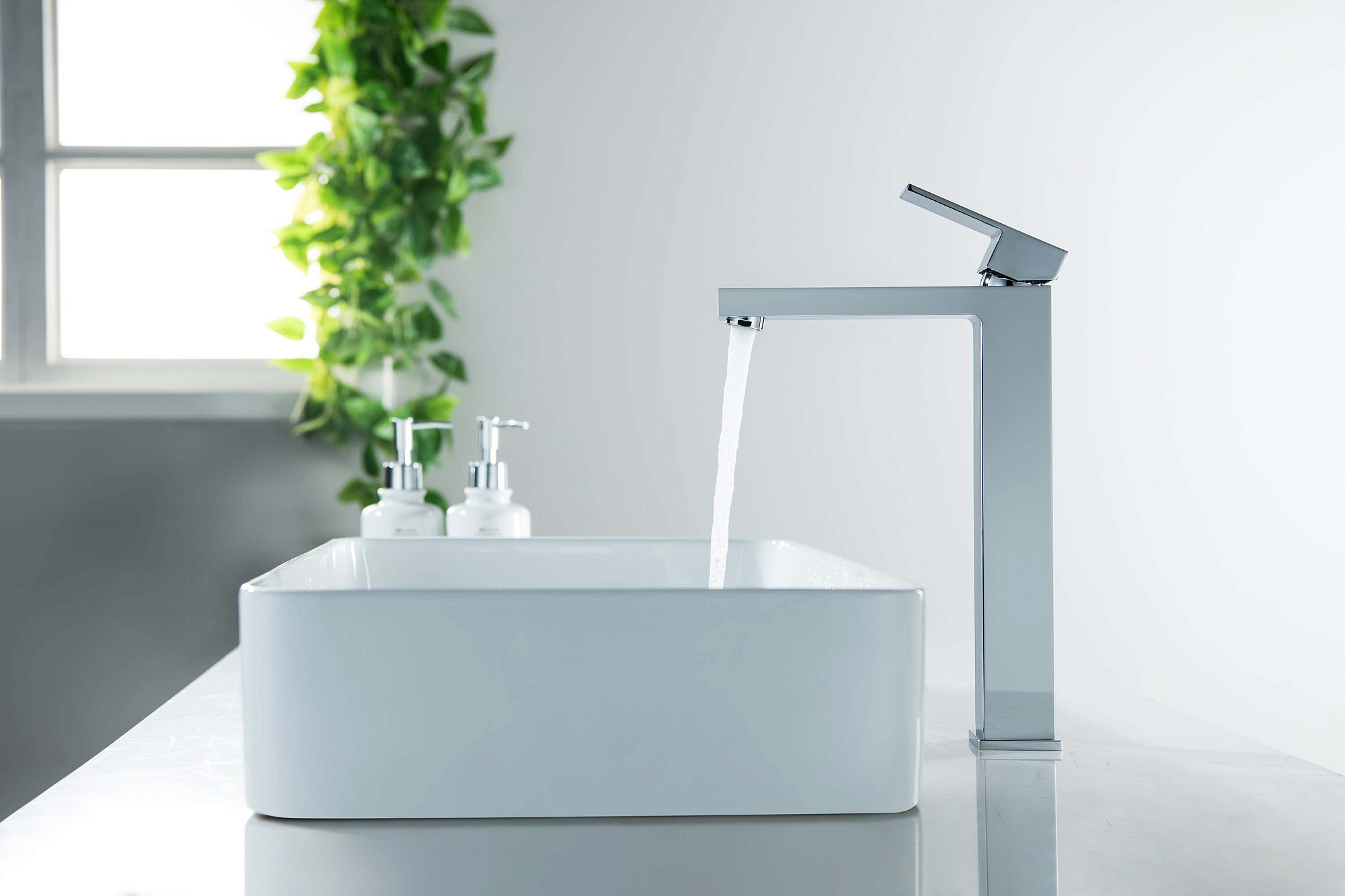 Смеситель ЛИБРА  для раковины излив 257мм хром Aquatek AQ1604CR купить 1