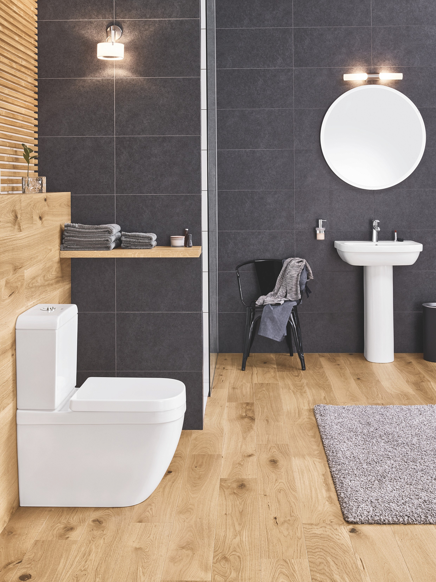 Унитаз Euro Ceramic напольный универсальный выпуск безободковый альпин-белый, GROHE 39338000 доставка Нижний Новгород 3 Унитаз Euro Ceramic напольный универсальный выпуск безободковый альпин-белый, GROHE 39338000 купить 3