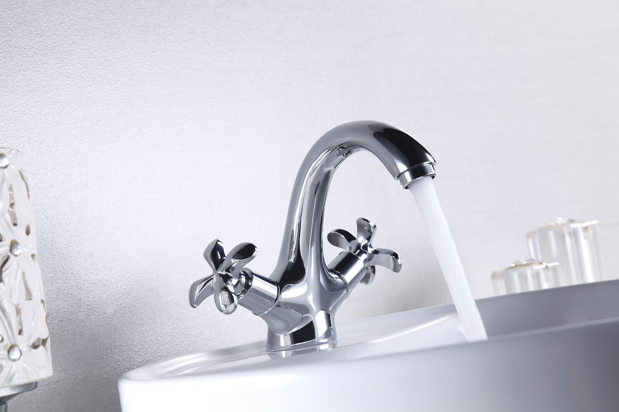 Смеситель Lemark Flora для раковины хром LM0106C купить 2