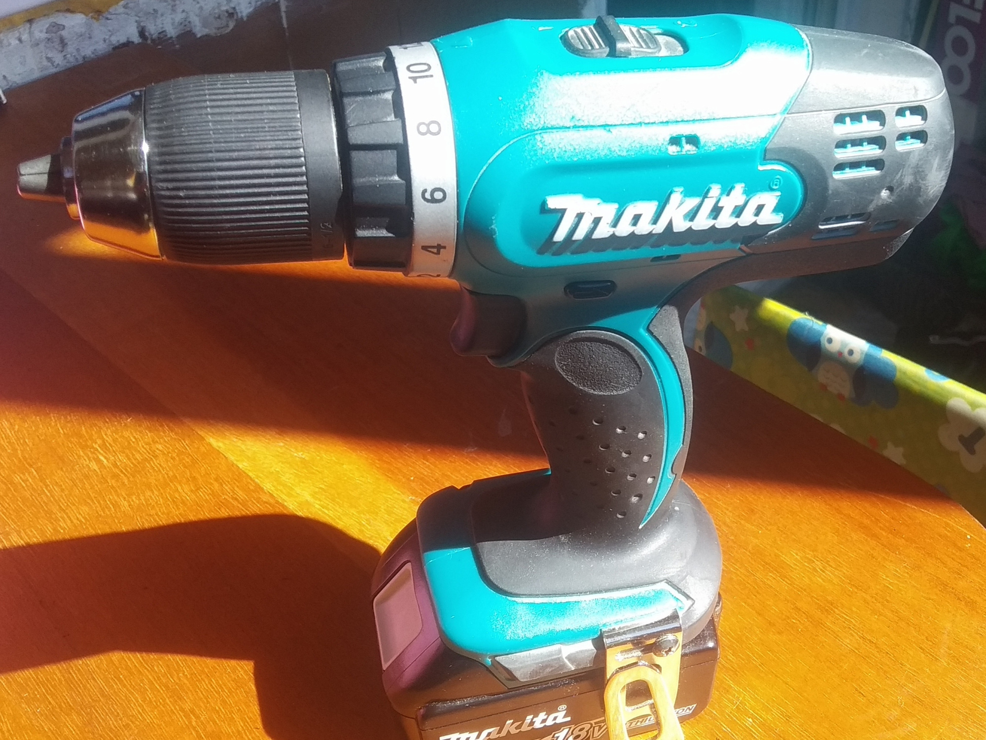 Дрель-шуруповерт аккумуляторная Makita DDF453SYE кейс 18В 42/27Нм БЗП 13мм 2акк*1.5а/ч доставка Нижний Новгород 3 Дрель-шуруповерт аккумуляторная Makita DDF453SYE кейс 18В 42/27Нм БЗП 13мм 2акк*1.5а/ч купить 3