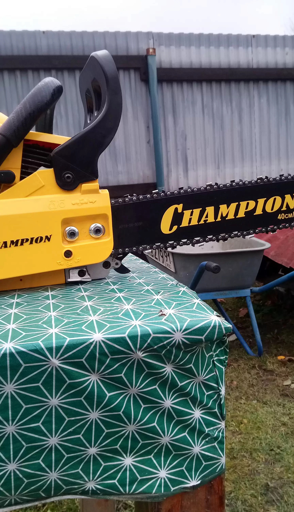 Цепная бензопила Champion 241 (241-16) купить 23